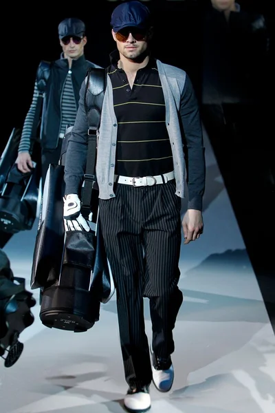 Look 8